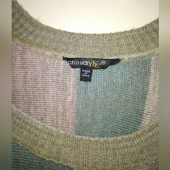 Chaundry KC Peplum Hem Sweater Sz Medium - Picture 3 of 3